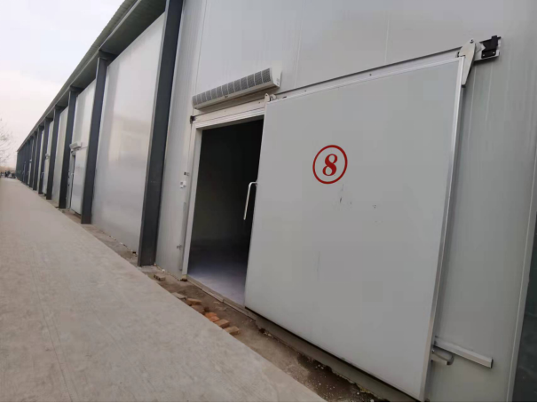 冷庫門怎么選擇？平移門和手拉門哪個更好